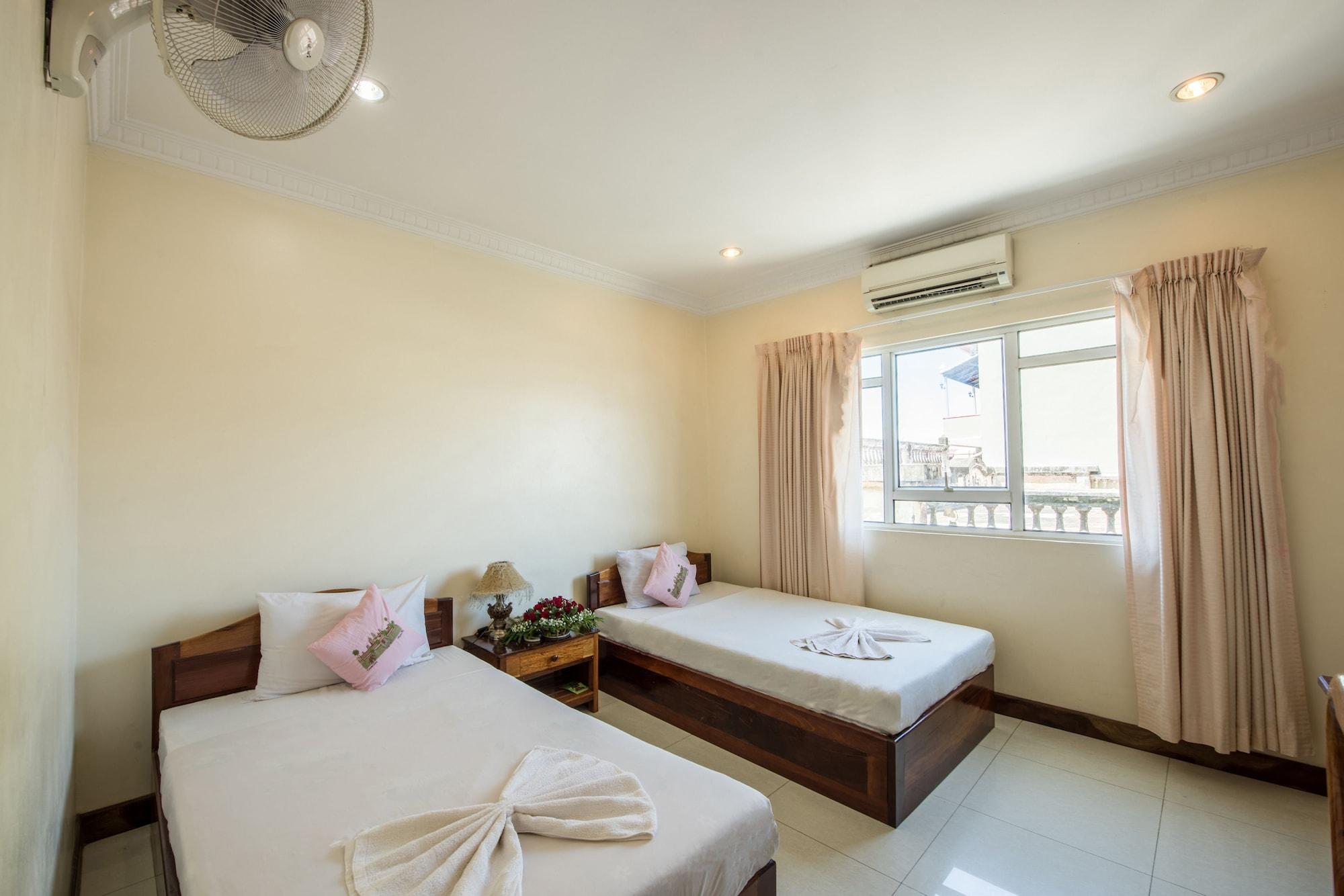 Seng Hout Hotel Battambang Eksteriør bilde