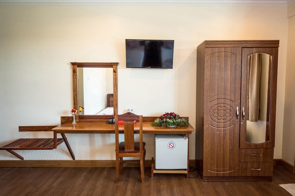 Seng Hout Hotel Battambang Eksteriør bilde