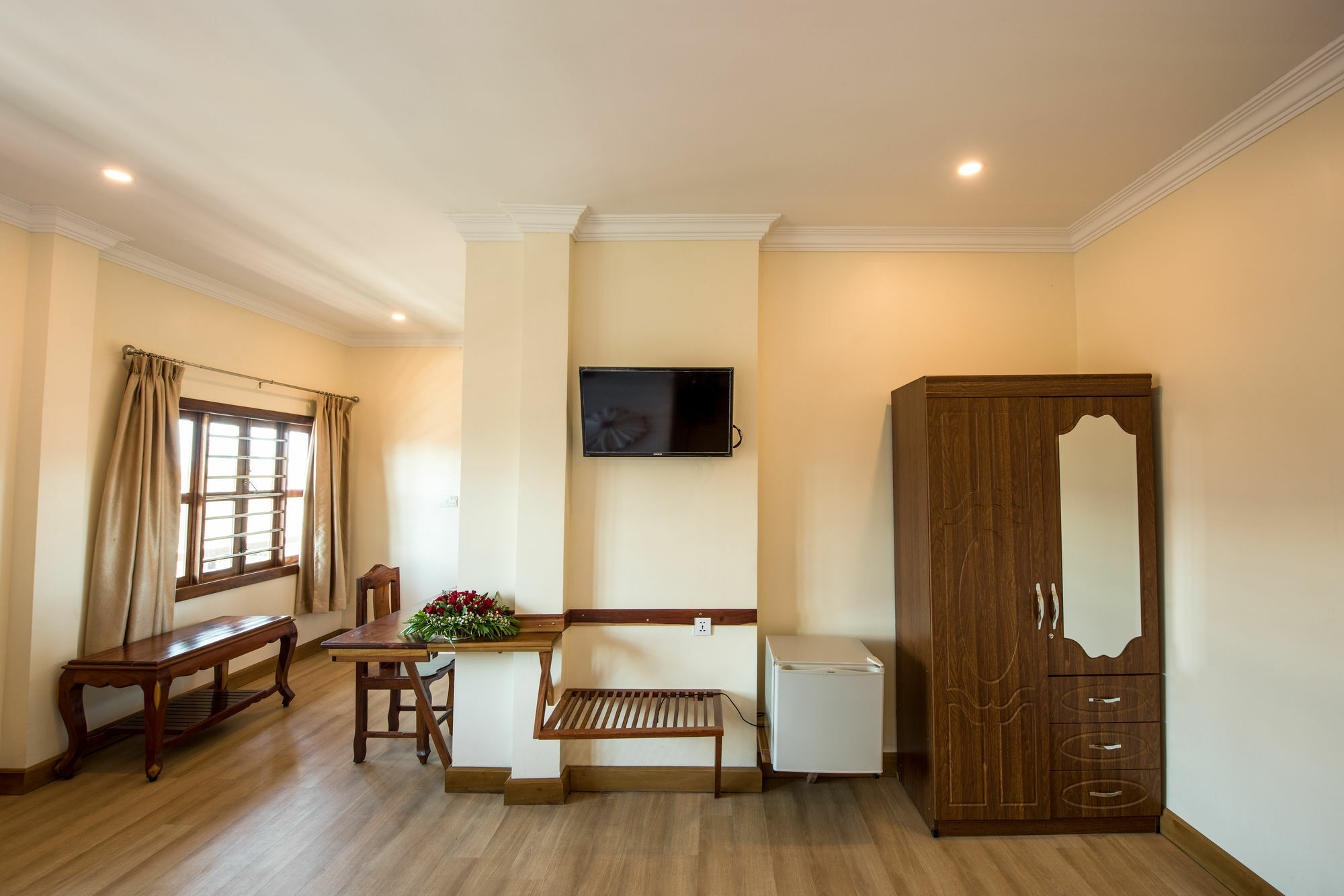 Seng Hout Hotel Battambang Eksteriør bilde