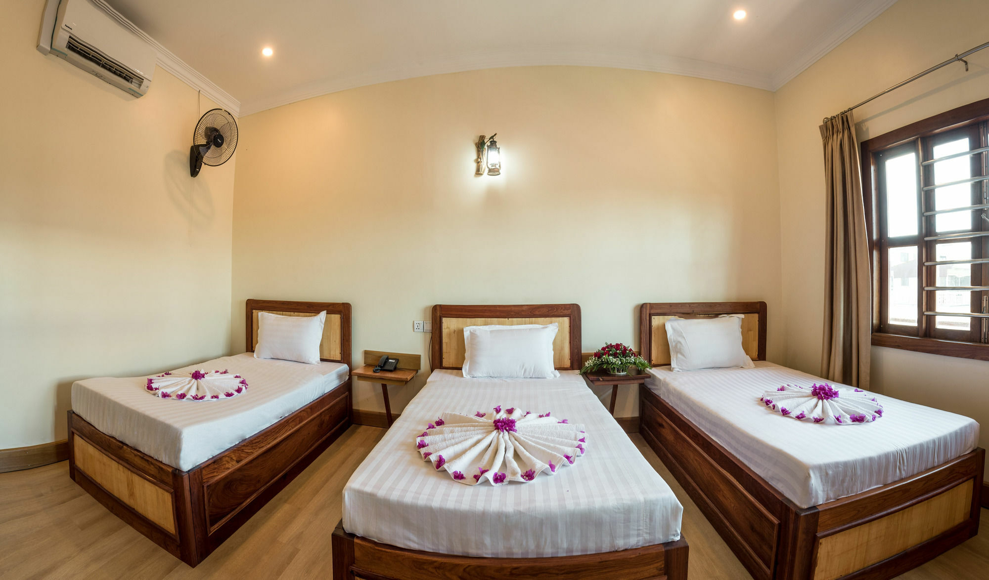 Seng Hout Hotel Battambang Eksteriør bilde